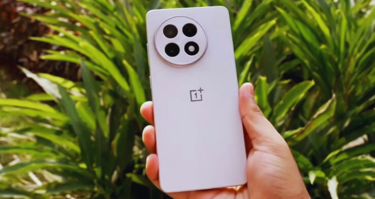OnePlus 13R में मिलेगा Snapdragon 8 Gen 3 और 16GB RAM – DSLR जैसे कैमरे और 6000mAh बैटरी का धमाका